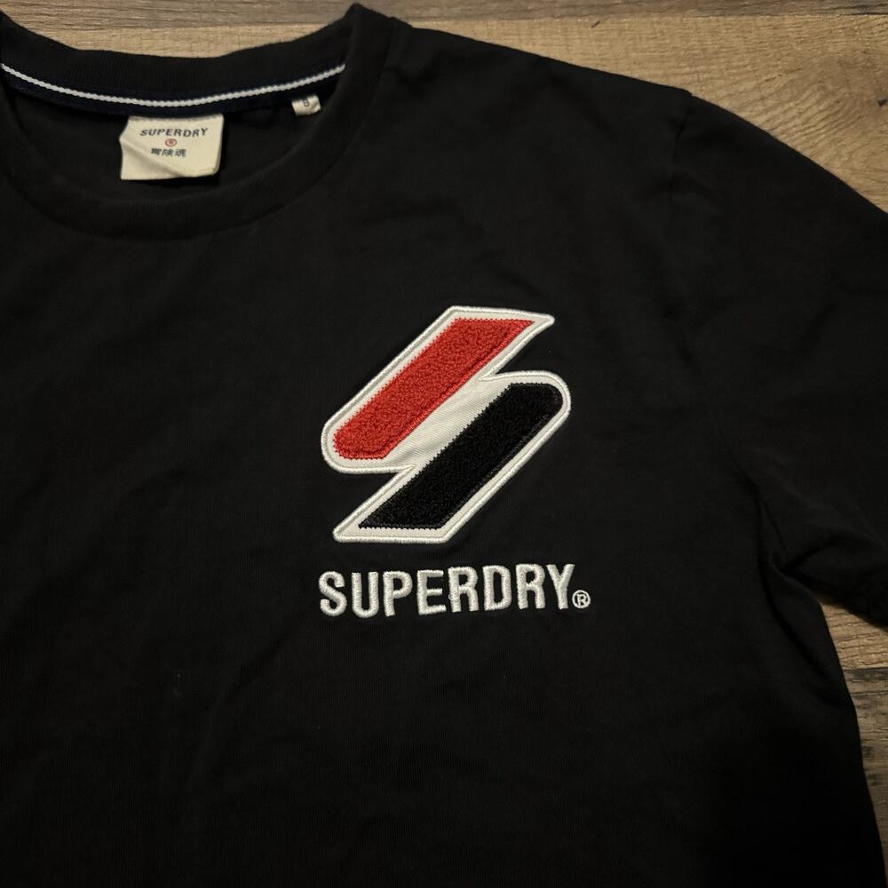 SUPERDRY Chenille Patch And Embroidery Black Short Sleeved Tee Sz Small